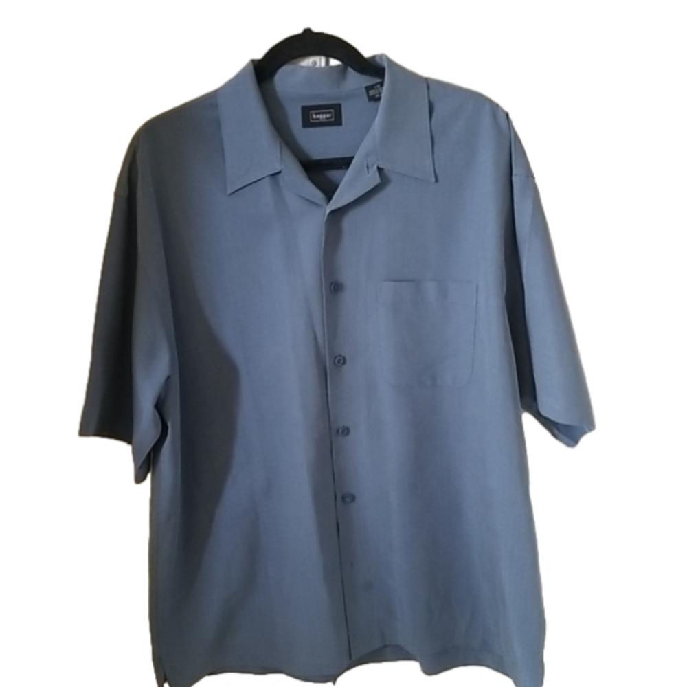 Hagger Collection Blue button up shirt sz L short sleeve casual wear